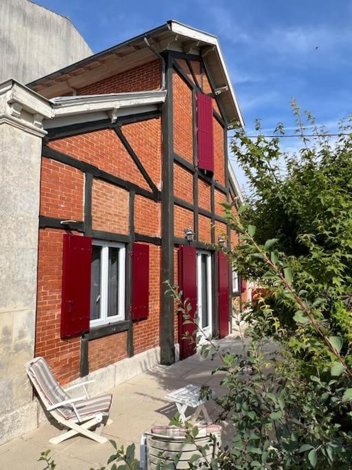 La Petite Angerienne Villa Saint-Jean-d'Angely Exterior photo